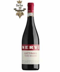 Rượu Vang Conterno Nervi Gattinara Vigna Molsino có màu đỏ hồng ngọc sống động với sắc thái hơi ánh tím rất đẹp mắt.