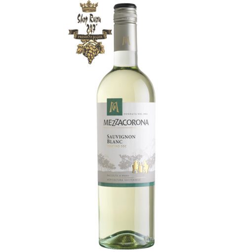 Rượu Vang Trắng Mezzacorona Sauvignon Blanc là một sản phẩm rất đáng ngạc nhiên. Thông thường ở Trentino,