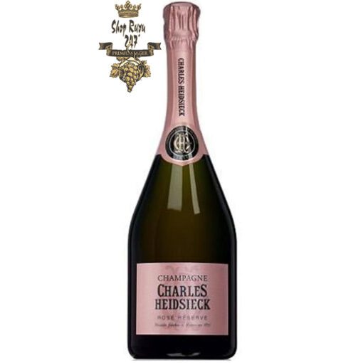 Rượu Champagne Charles Heidsieck Rosé Réserve của Maison Charles Heidsieck được tạo ra với rượu vang cổ điển với tỉ lệ 80%