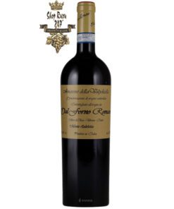 Rượu Vang Ý Dal Forno Romano Amarone della Valpolicella 2013 có màu đỏ đậm ánh ruby tuyệt đẹp khi ở trên ly. Hương thơm nồng nàn