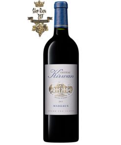 Rượu Vang Château Kirwan Margaux Grand Cru Classé có màu đỏ ruby đậm, màu sắc quyến rũ thể hiện vẻ đẹp hoàn hảo khi ở trên ly