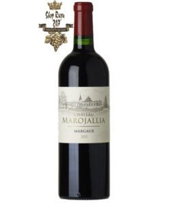 Rượu Vang Domaines Philippe Porcheron Château Marojallia Margaux được kết hợp từ 50% Cabernet Sauvignon 50% Merlot