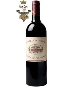 Rượu Vang Pavillon Rouge du Château Margaux 2016 có màu đỏ đậm quyến rũ và tinh tế, dần dần mở ra để cung cấp mùi hương quả mâm xôi
